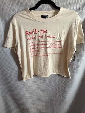 Originality Swiftie Noun Definition Crop Graphic Tee